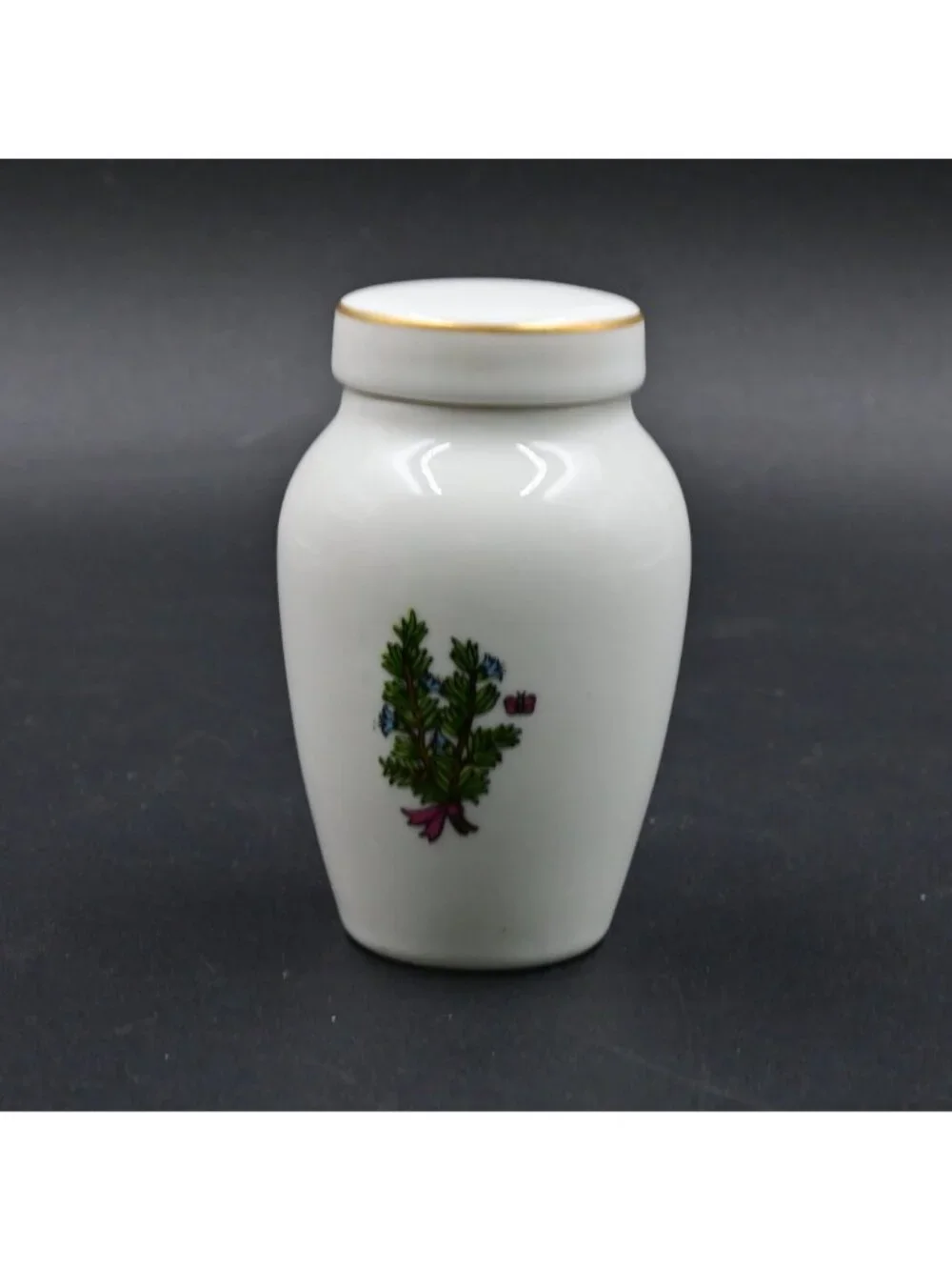 Franklin Mint Gloria Vanderbilt Rosemary Spice Jar Vintage 1985 Porcelain